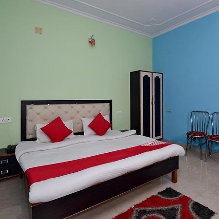 Oyo 4409 Hotel Chaitanya Inn Váránaszi Kültér fotó