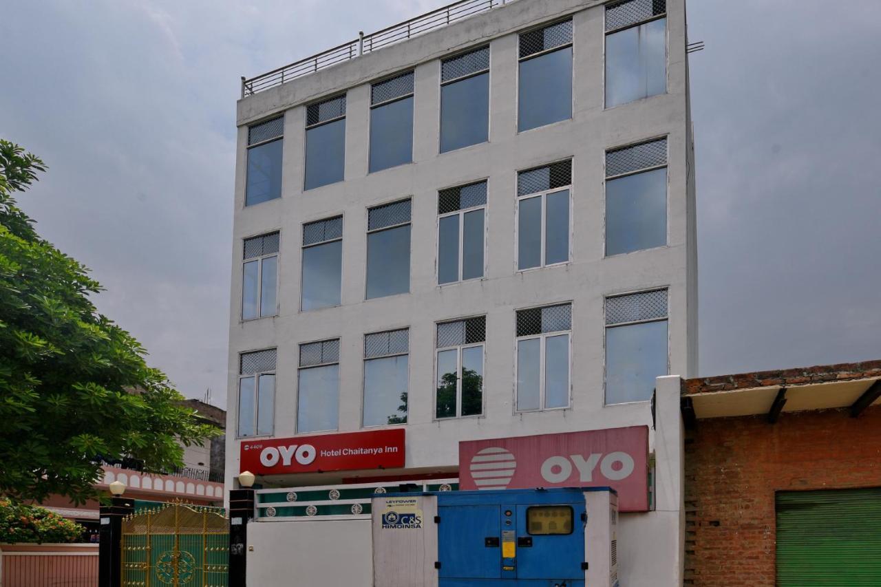 Oyo 4409 Hotel Chaitanya Inn Váránaszi Kültér fotó