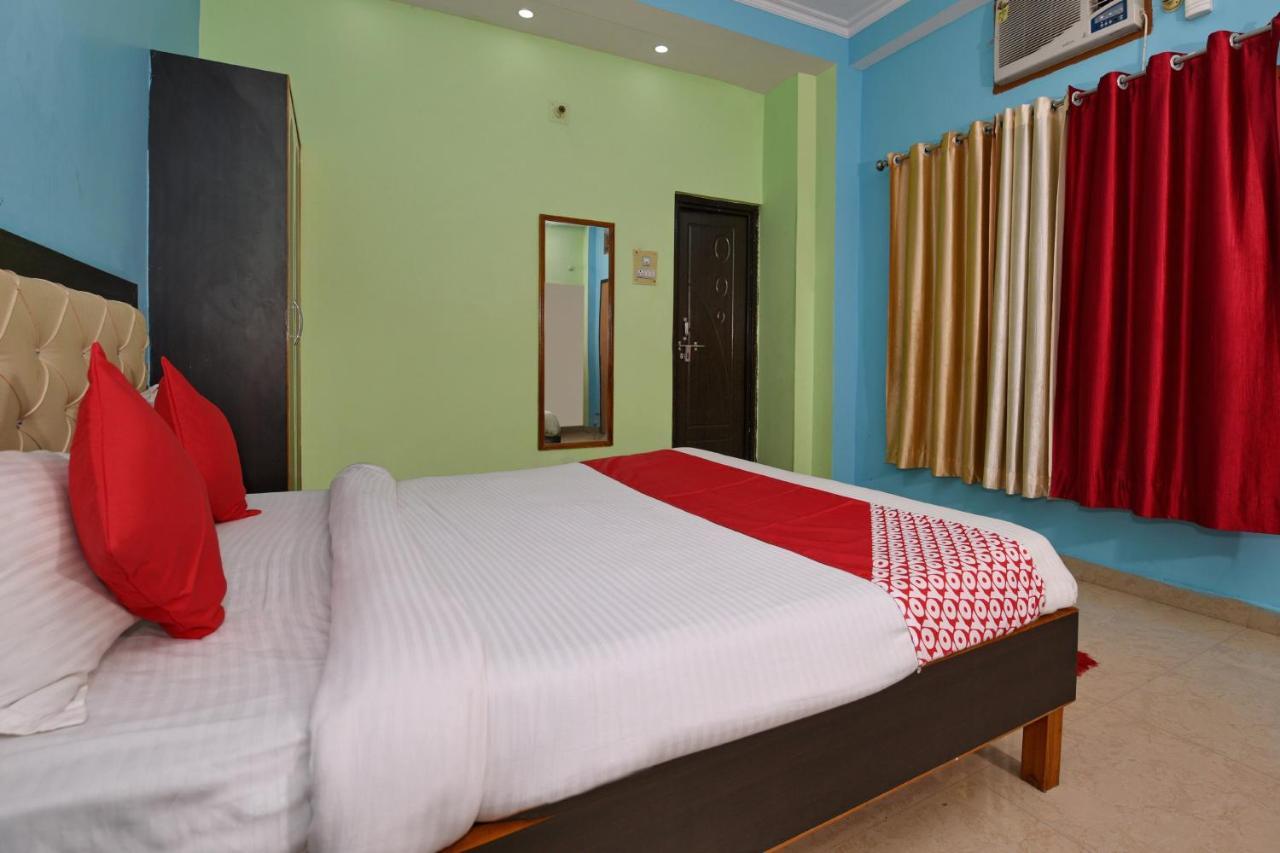 Oyo 4409 Hotel Chaitanya Inn Váránaszi Kültér fotó