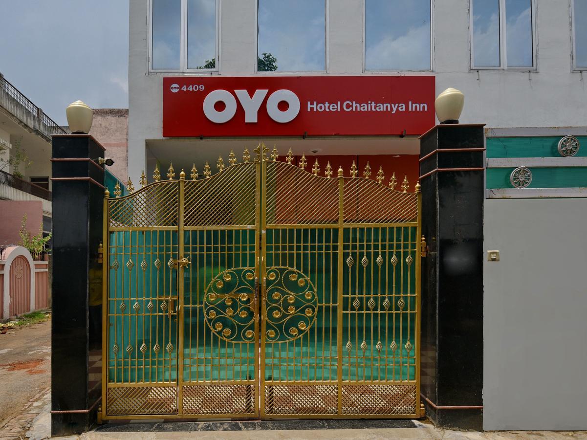 Oyo 4409 Hotel Chaitanya Inn Váránaszi Kültér fotó